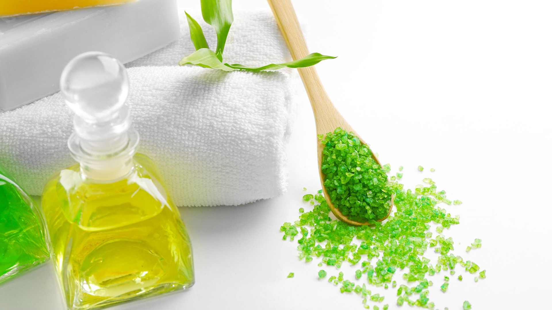 光影中的仪式感 精选美容用品高清壁纸，点亮你的护肤美学